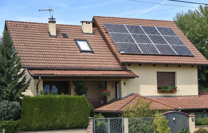 refaire sa toiture gratuitement panneaux solaires